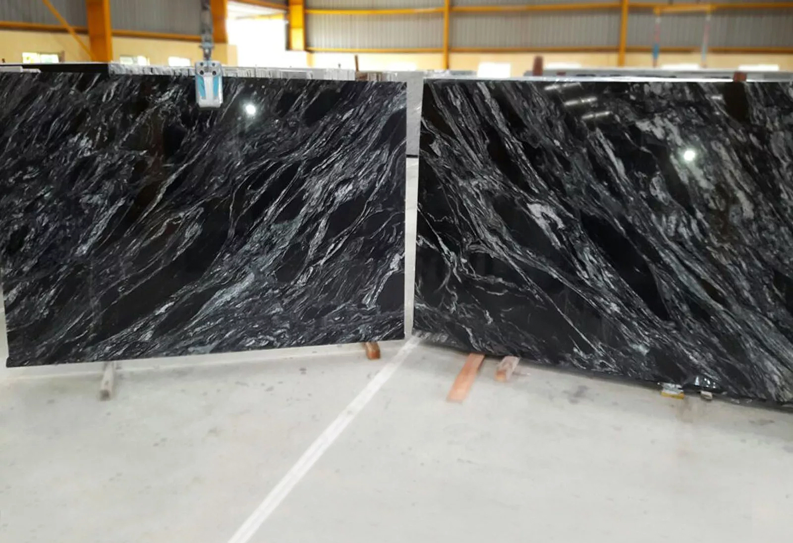 Black marquina granite gangsaw slabs