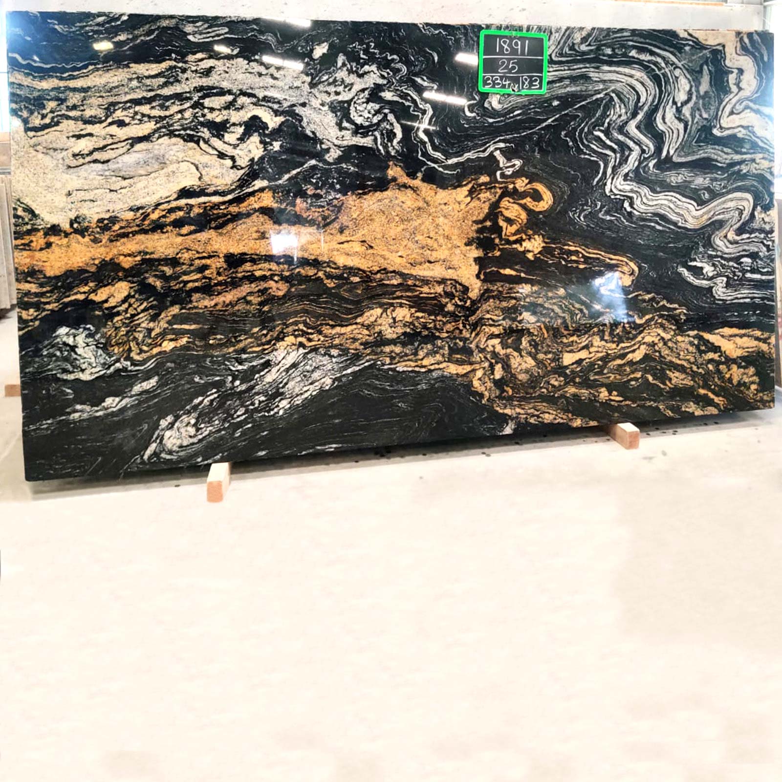 Fusion gold granite gangsaw slab