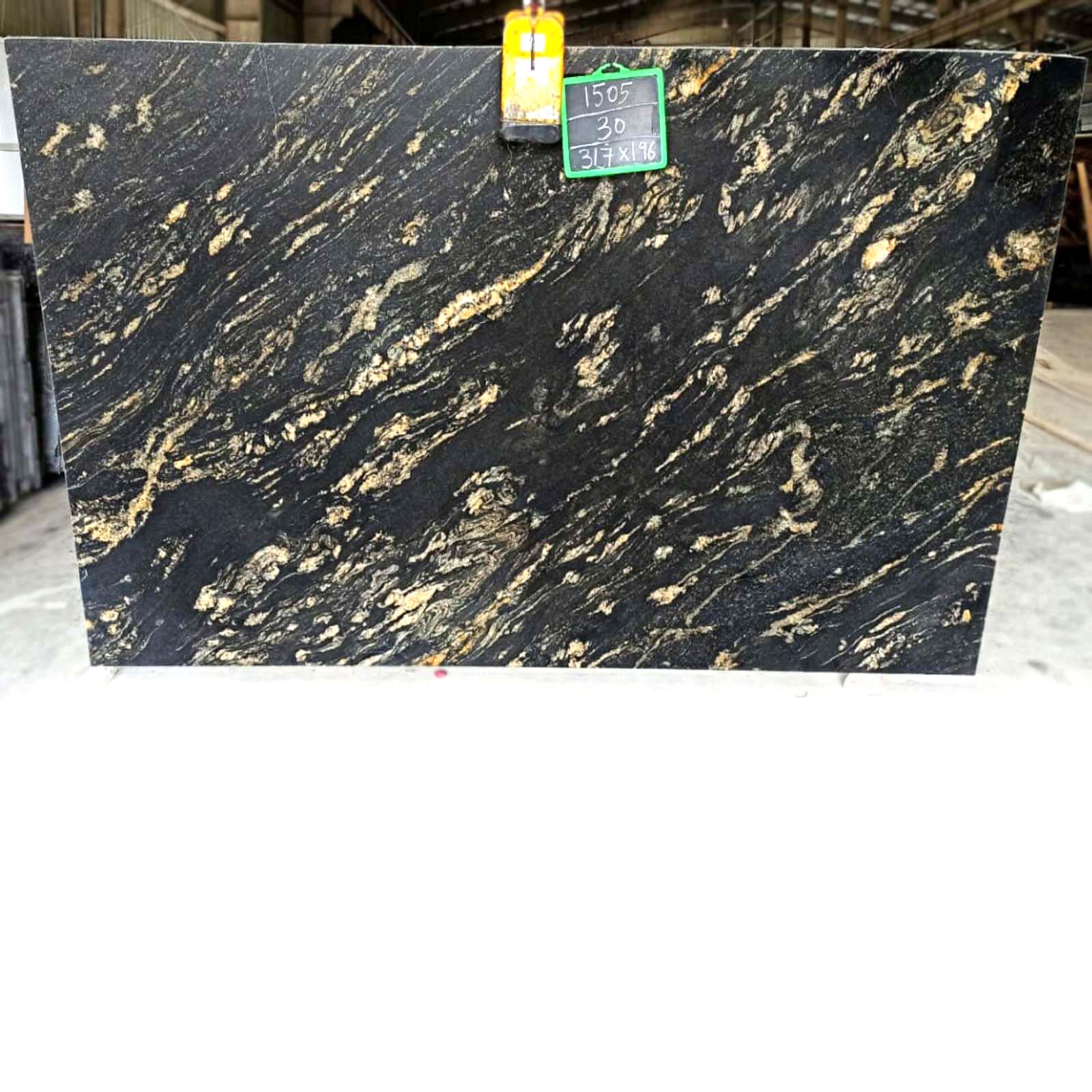 Titanium gold granite gangsaw slab