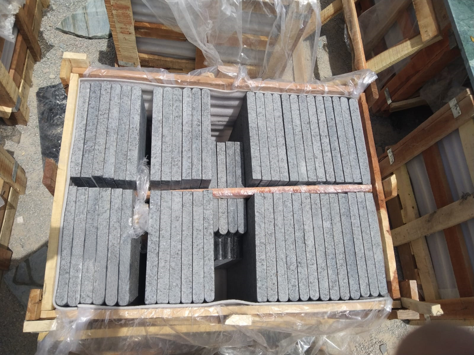 Crate packing