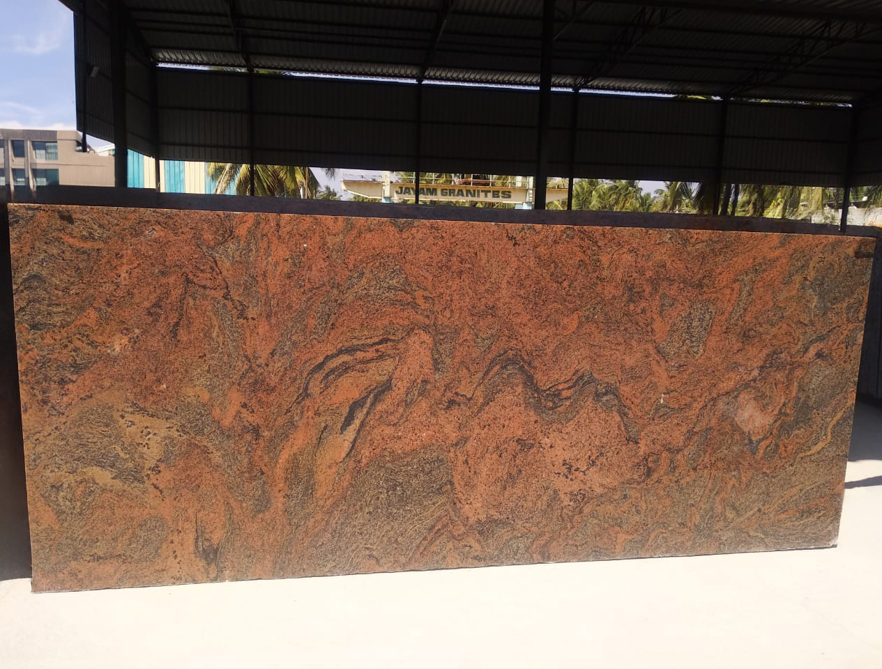 Red multicolor cutter slab