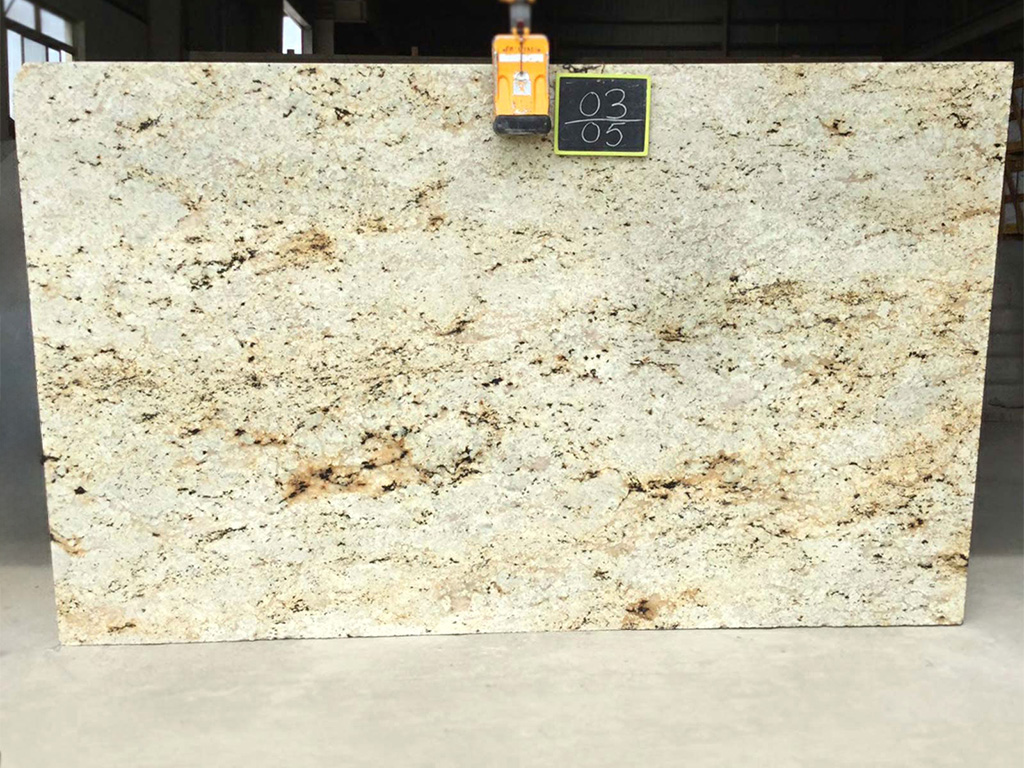 Colonial Gold Gangsaw Slab