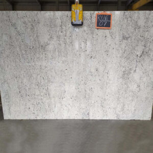 Colonial Cream Granite Gangsaw Slabs Manufacturer & Exporter in India