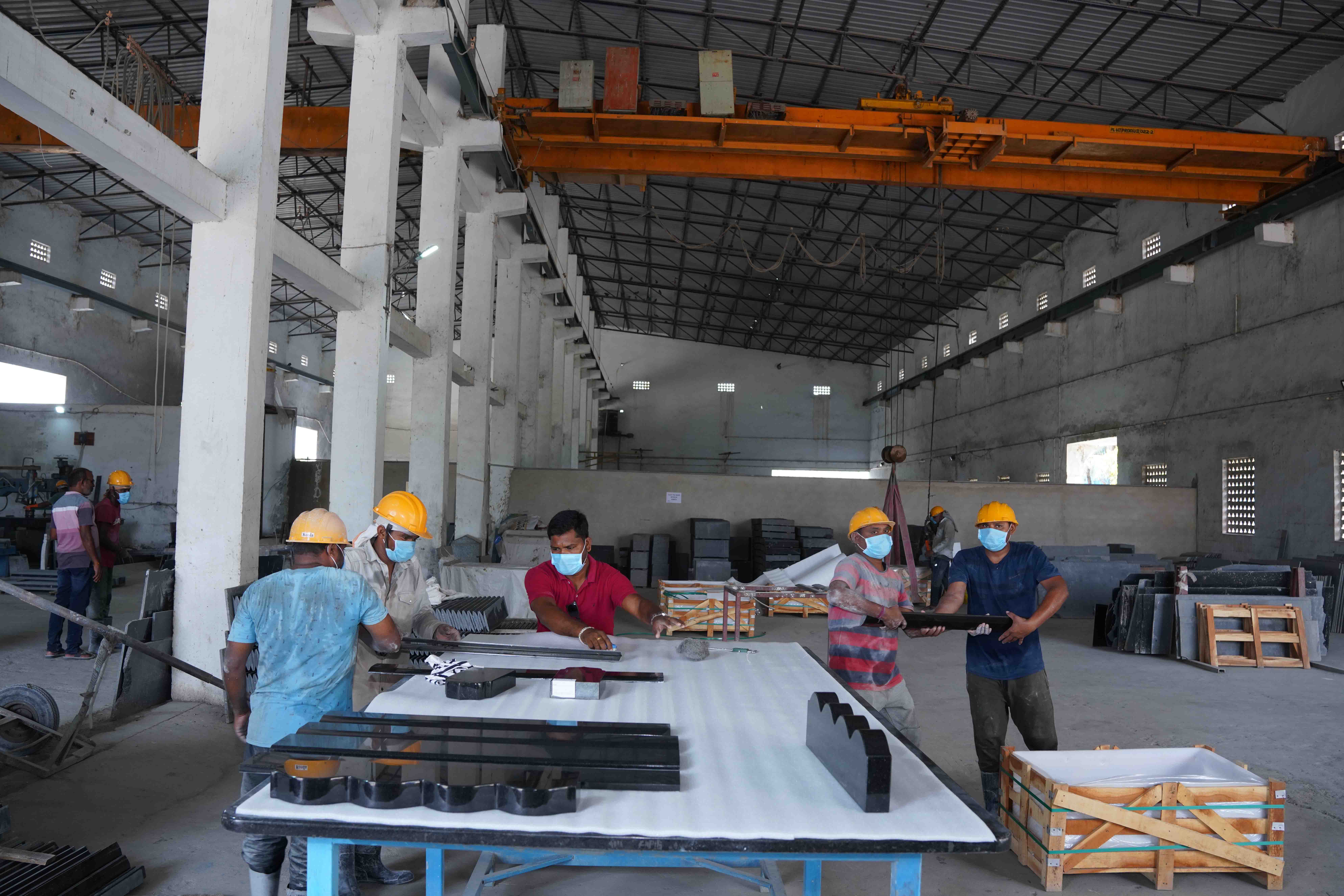 Inspection of monuments and window sills